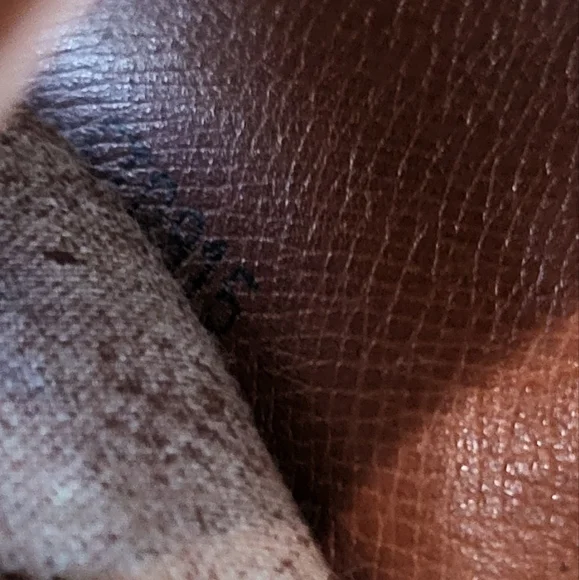 Louis vuitton key case - Picture 10 of 12